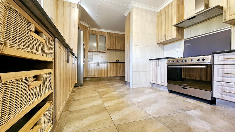 3 Bedroom Property for Sale in Reebok Western Cape